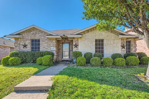 1317 Harbor Ct, Lancaster, TX 75134