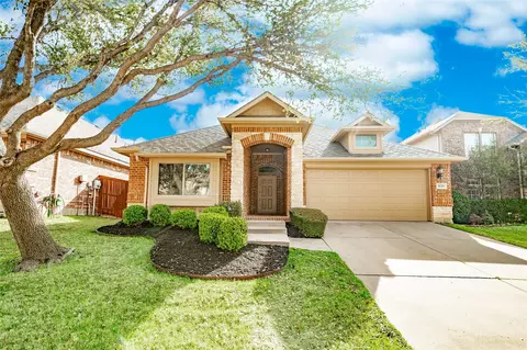 1620 Meadows Ave, Lantana, TX 76226