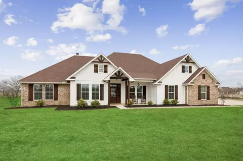 425 Reason Jones Rd, Valley View, TX 76272