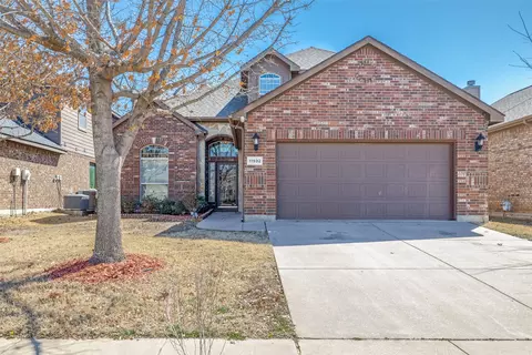 11932 Horseshoe Ridge Dr, Fort Worth, TX 76244