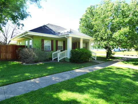 501 S Daugherty Ave, Eastland, TX 76448