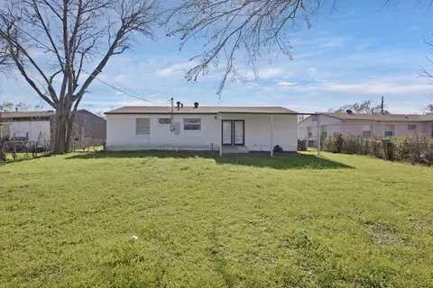 Exterior - 4320 Modlin St, Mesquite, TX 75150 photo 3 of 4