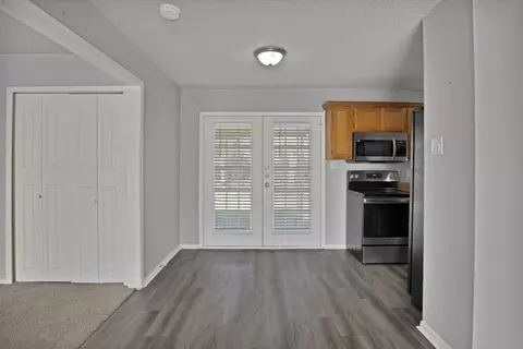 Dining - 4320 Modlin St, Mesquite, TX 75150 photo 1 of 1