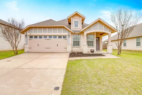 308 Wolf Mtn, Fort Worth, TX 76140