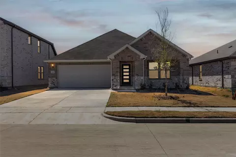 225 Lost Creek Trl, Greenville, TX 75402
