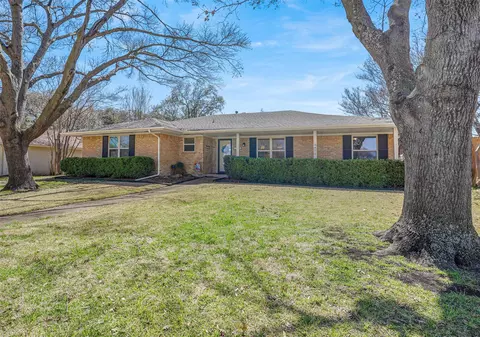 2504 Kimberly Ln, Plano, TX 75075