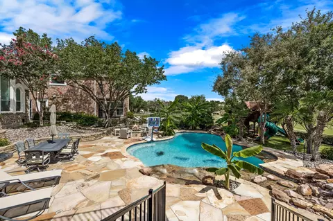 7532 Bradford Pear Dr, Irving, TX 75063