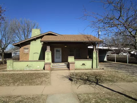 1415 W Brice St, Memphis, TX 79245