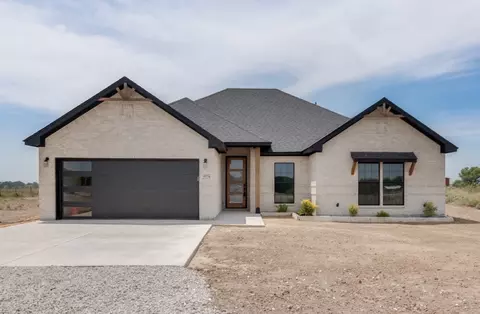 9776 Bobwhite Ln, Terrell, TX 75161