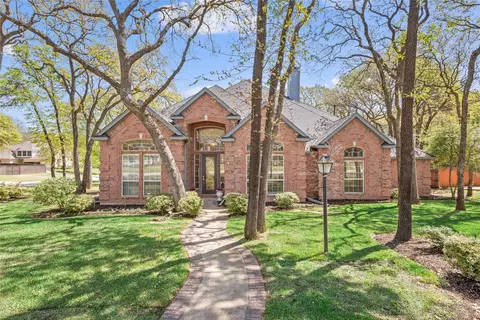 609 Royal Ln, Southlake, TX 76092