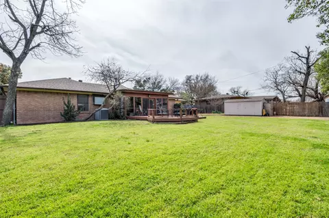 3271 Kinkaid Dr, Dallas, TX 75220