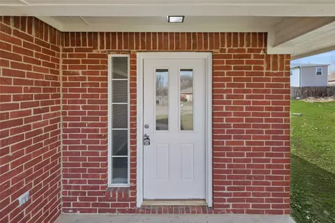 2749 Malibu Ct, Glenn Heights, TX 75154