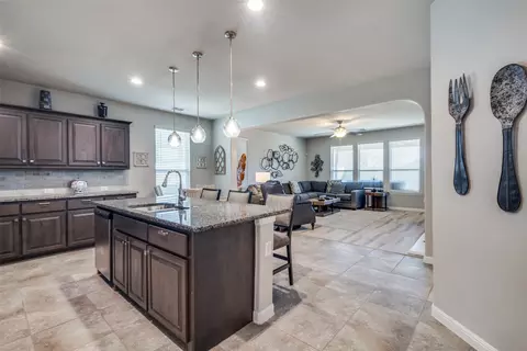 Kitchen - 1512 Bunting Dr, Argyle, TX 76226 photo 1 of 4