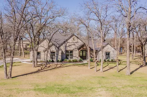 180 Clayton Xing, Springtown, TX 76082