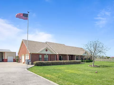 1569 Fm 2848, Valley View, TX 76272