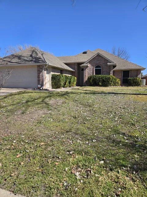 602 Hanover Dr, Waxahachie, TX 75165