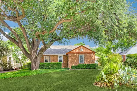 3241 Sandage Ave, Fort Worth, TX 76109