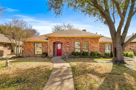 2414 Brownlee Blvd, Rowlett, TX 75088