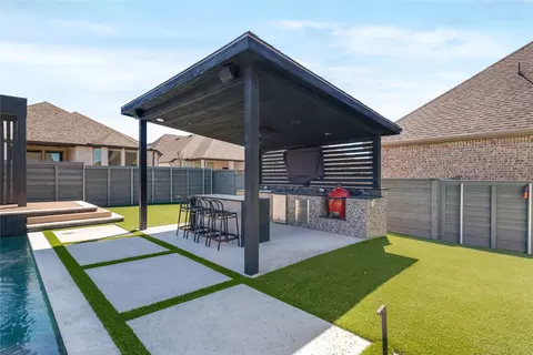 Exterior - 7032 Cross Point Ln, Aubrey, TX 76227 photo 5 of 5