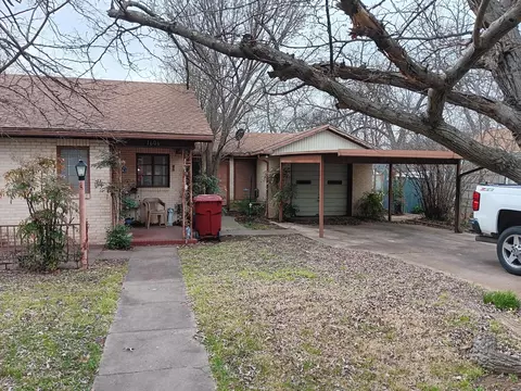 1606 N Woods St, Sherman, TX 75092