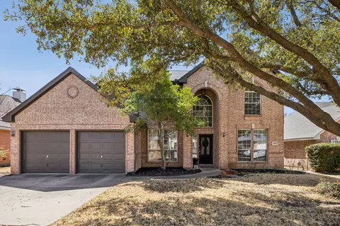 6947 Briarwood Dr, Fort Worth, TX 76132