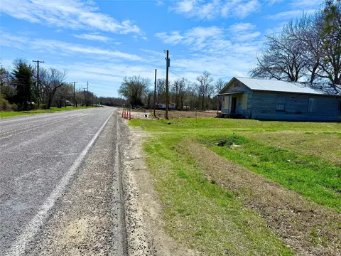 115 S Center St, Bonham, TX 75418