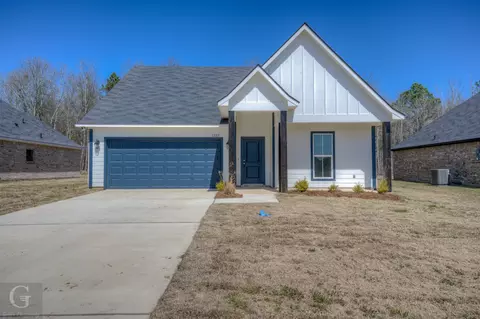 1227 Bayou Bay Ct, Frierson, LA 71027