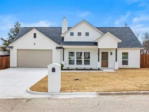 5419 Purdue Ave, River Oaks, TX 76114