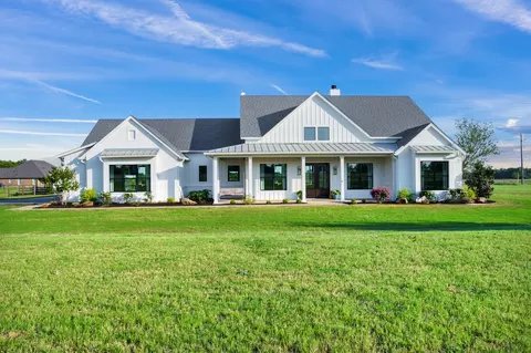 7030 Johnson Rd, Granbury, TX 76049