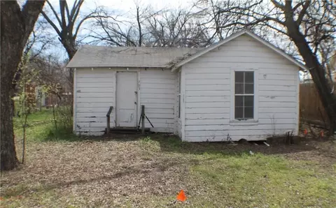 703 W Pierce, San Saba, TX 76877