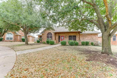106 Cottonwood Trl, Red Oak, TX 75154