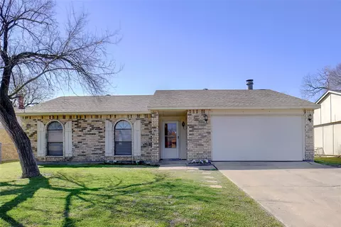 1113 Fort Scott Trl, Grand Prairie, TX 75052