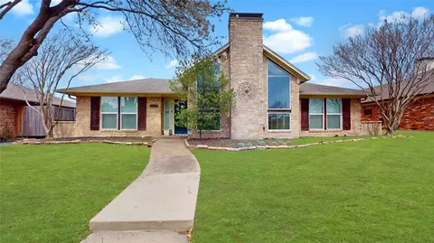 2241 Trinity Springs Dr, Carrollton, TX 75007