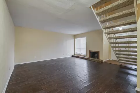 3045 Park Ln #1041, Dallas, TX 75220