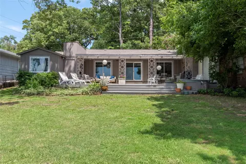 Exterior - 421 Bevo Trl, Tool, TX 75143 photo 2 of 6