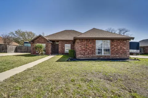 105 Parks Branch Rd, Red Oak, TX 75154