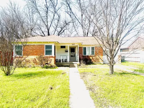 2807 Canberra St, Dallas, TX 75224