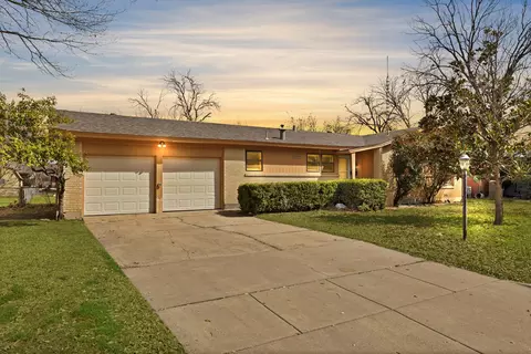 4204 Lynn Ter, North Richland Hills, TX 76180