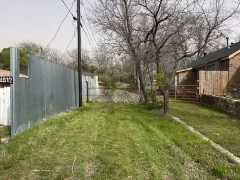 4612 Williams Spring Rd, Lake Worth, TX 76135