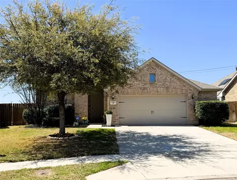 5901 Black Bass Dr, Fort Worth, TX 76179