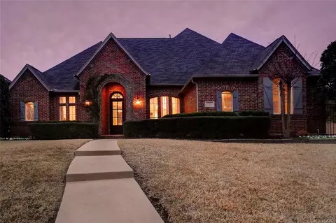 1005 Lake Forest Dr, Southlake, TX 76092