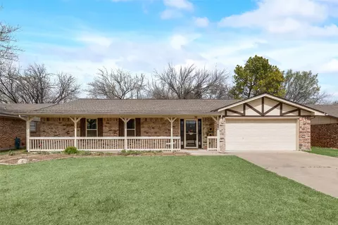 433 E Taylor St, Keller, TX 76248