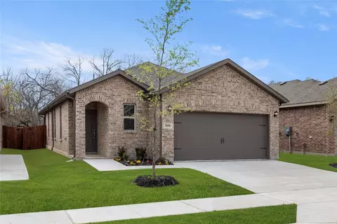 Exterior - 1818 Iris Rd, Melissa, TX 75454 photo 2 of 4