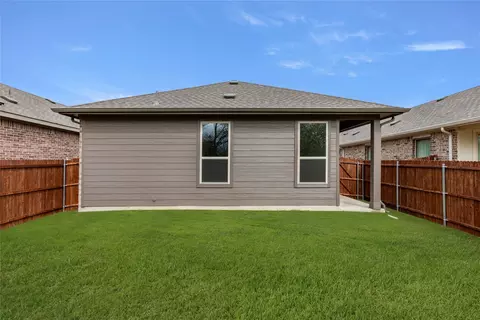 Exterior - 1818 Iris Rd, Melissa, TX 75454 photo 3 of 4