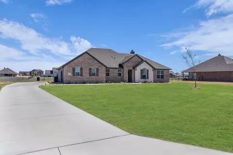 13616 Sage Meadow Cir, Sanger, TX 76266