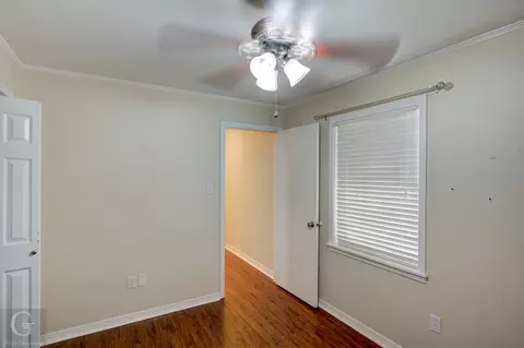 Bedroom - 441 Burney St, Coushatta, LA 71019 photo 9 of 11