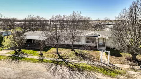 1205 Alliance Blvd, Rhome, TX 76078