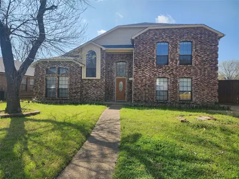 7102 Lo Chalmers Ln, Garland, TX 75043