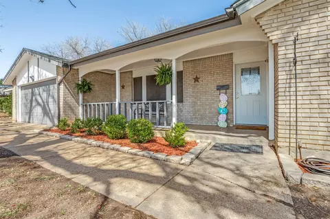 2007 E Park Row Dr, Arlington, TX 76010