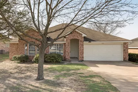 320 Meadowbrooke, Cedar Hill, TX 75104